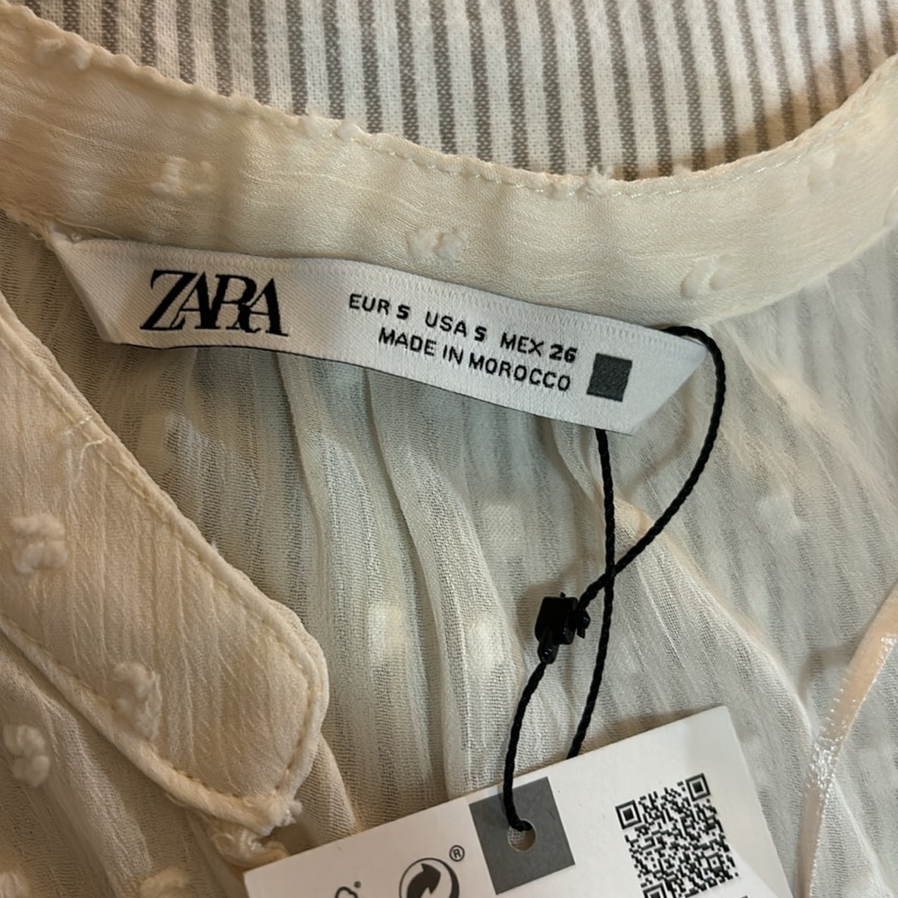 Zara blouse - Picture 3 of 5